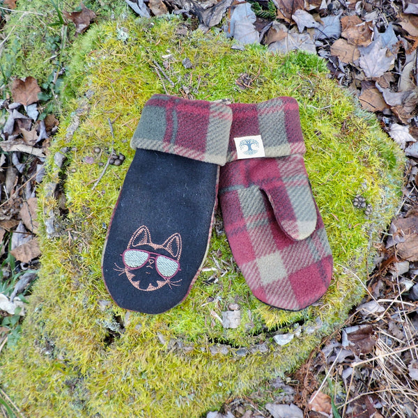 Cool Cats Mittens ~ Medium