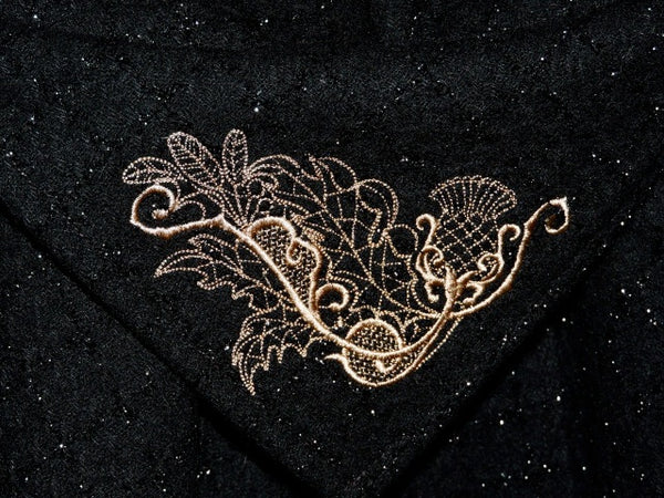 Wee Purse - Lace Thistle