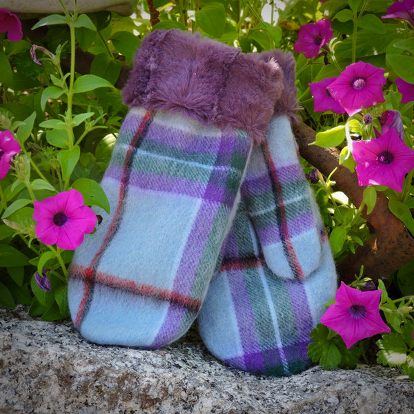 Lambswool Mittens with Faux Fur