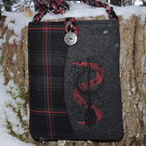Wee Purse~Witches' Blood