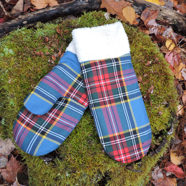 Tartan Mittens~Twill Weave Suiting