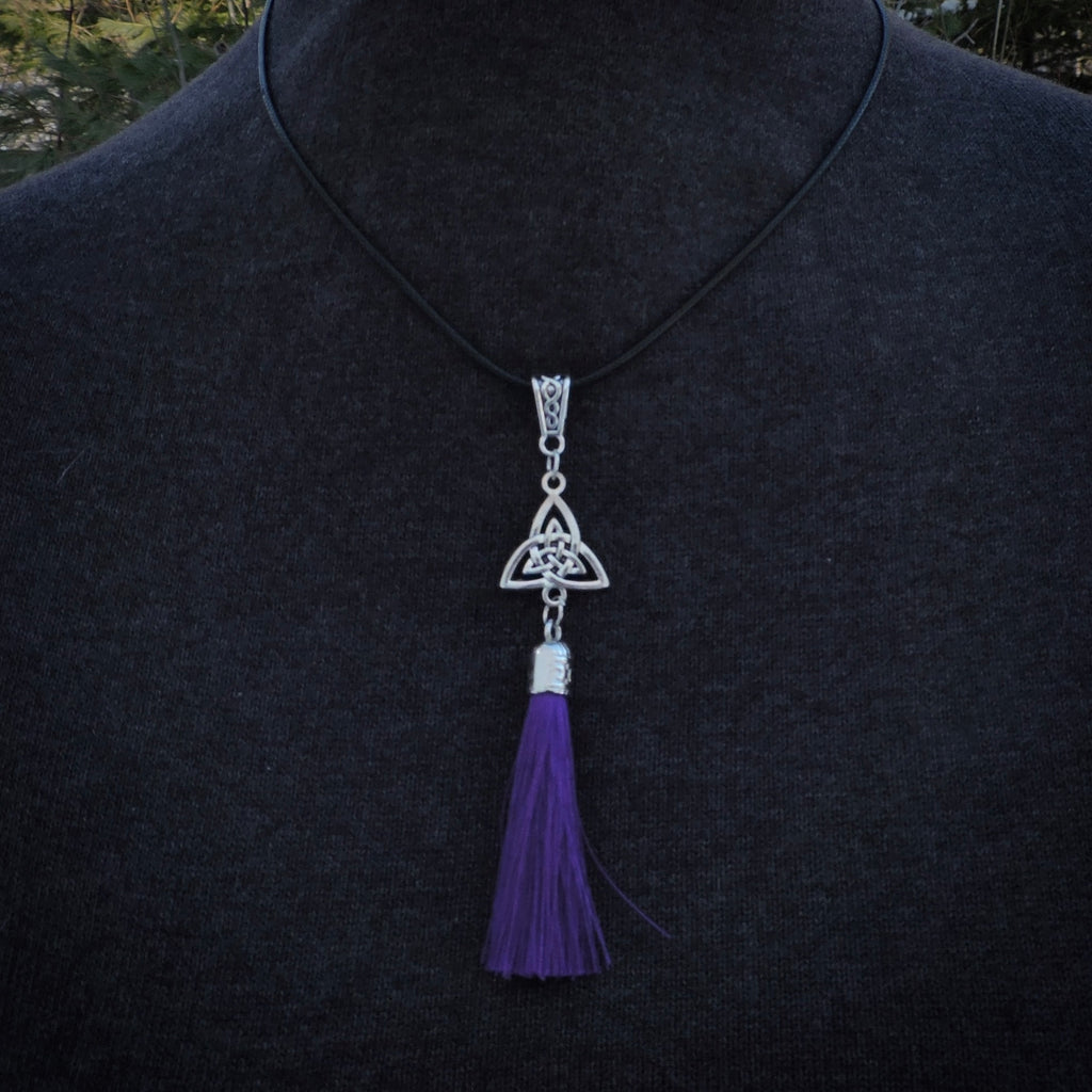 Celtic Tassel (choose colour)