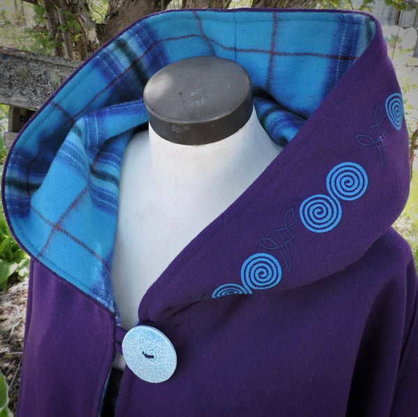 One World Arran Hooded Cape