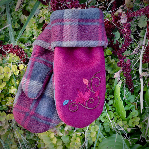 Embroidered Fleece Mittens~Maple Leaf Tartan